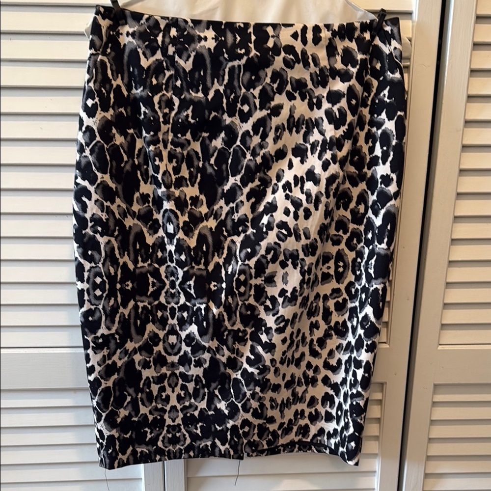 Mossimo Supply Co Black and Cream Pencil Skirt Knee-Length Night Out
